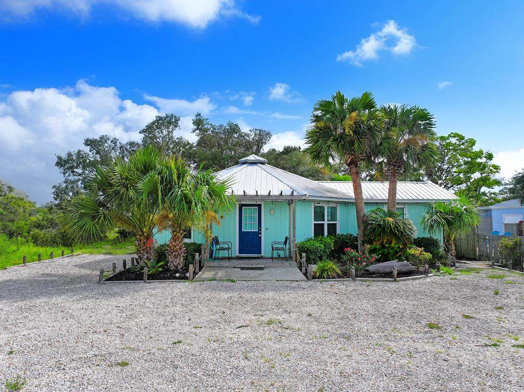 6529 Americus Ave - Photo 1