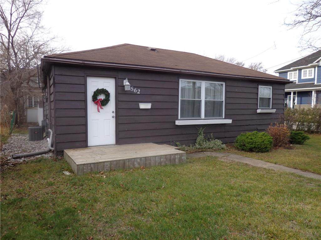 562 Beach Boulevard - Photo 1