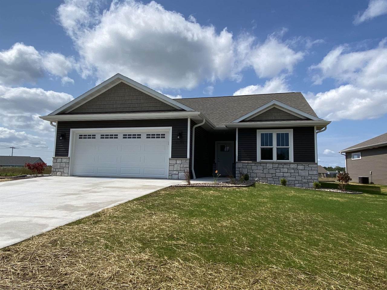3136 Lazy Oak Court - Photo 1