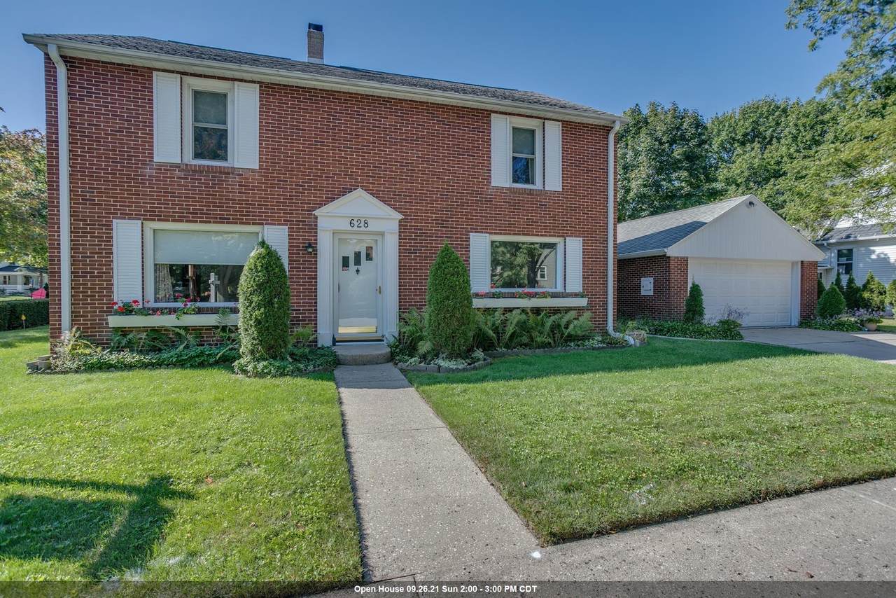 628 Lawe Street - Photo 1