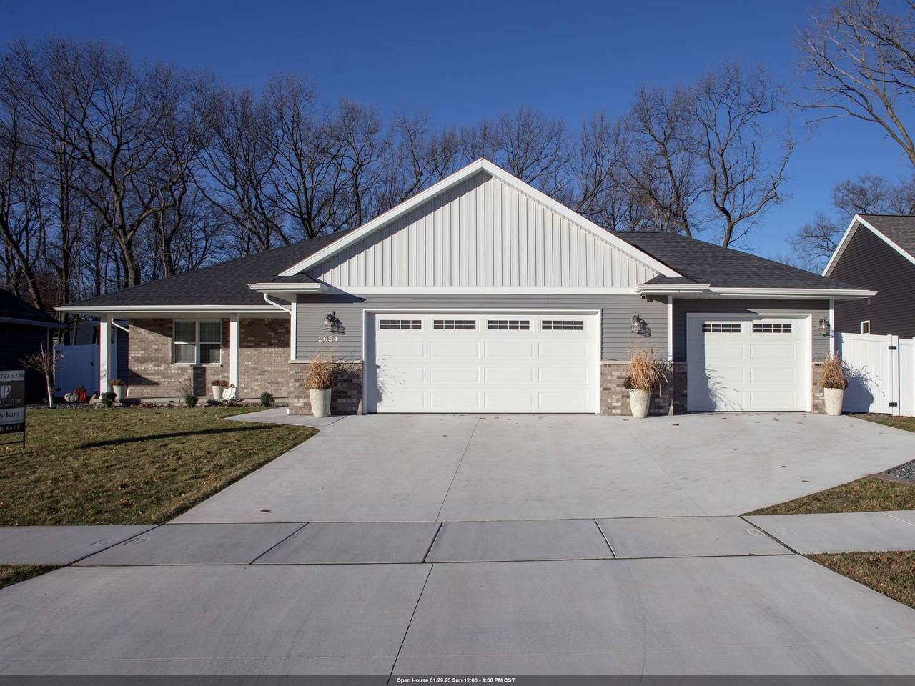 2054 Buckthorn Trail - Photo 1