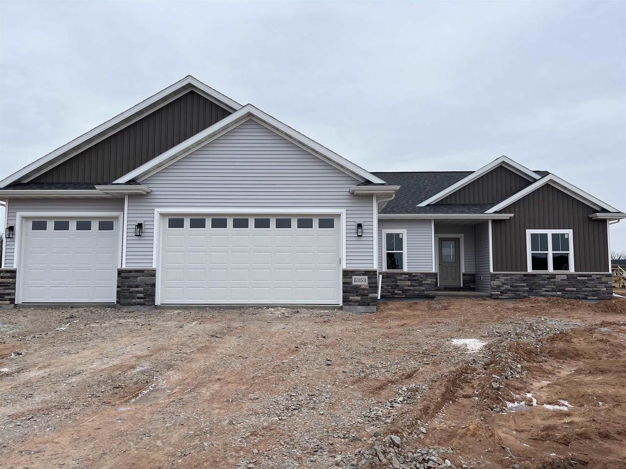 5353 Cornhusk Lane - Photo 1
