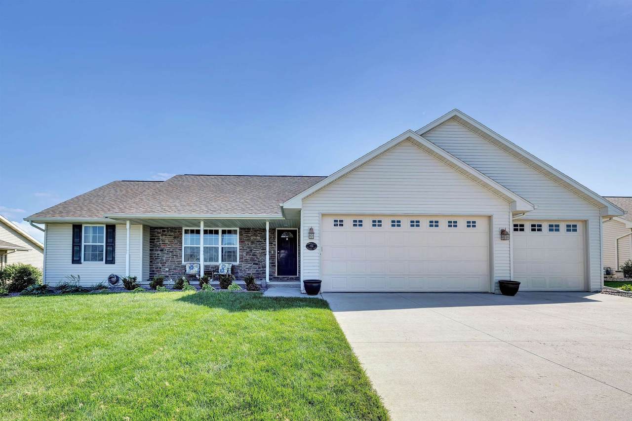 758 Killarny Trail - Photo 1