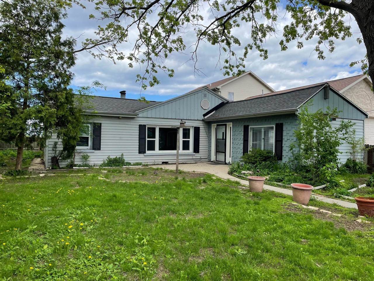 2619 East Shore Drive - Photo 1
