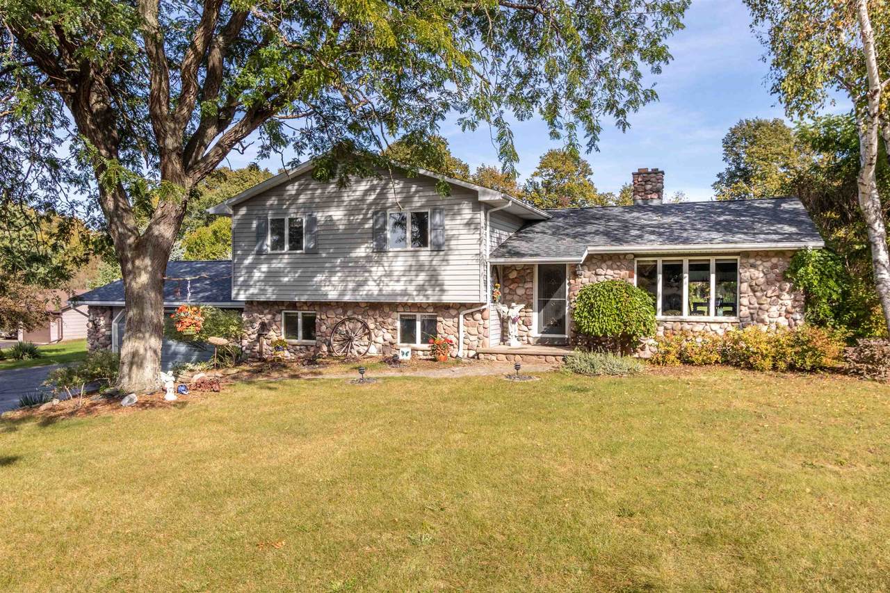 N2786 Alphorn Lane - Photo 1