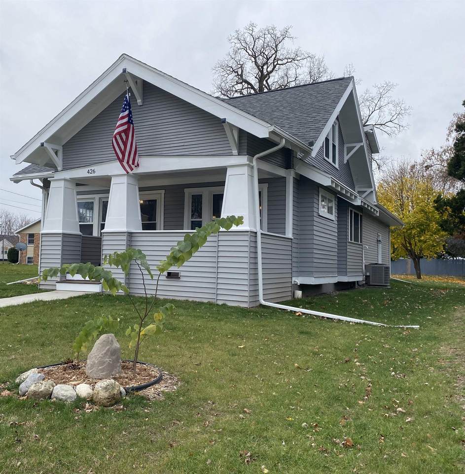 426 Doty Street - Photo 1