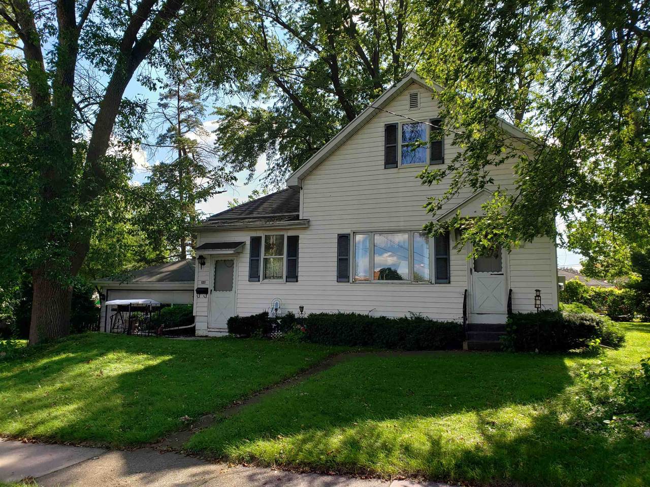 121 Grant Street - Photo 1