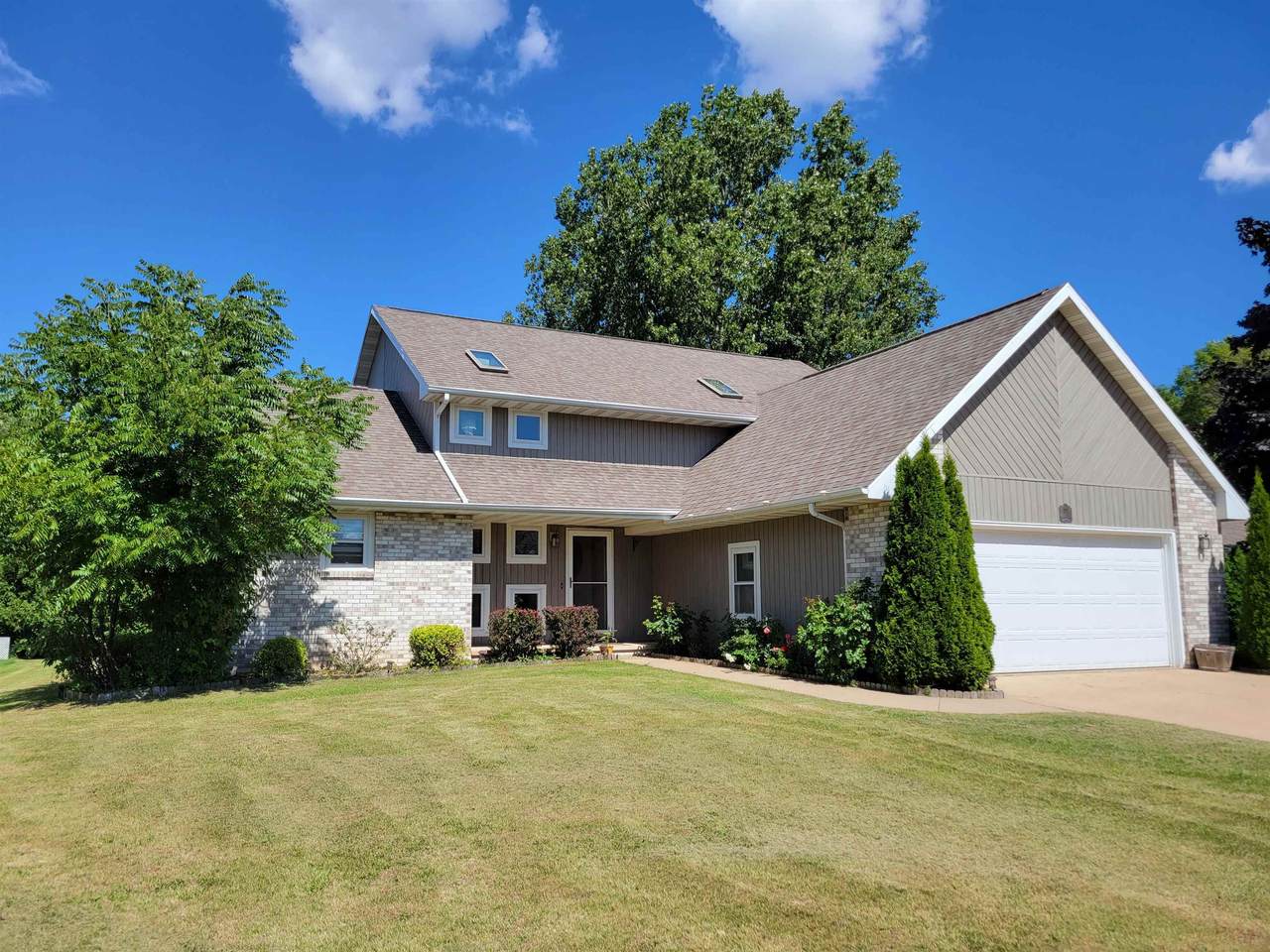 1080 Laager Lane - Photo 1