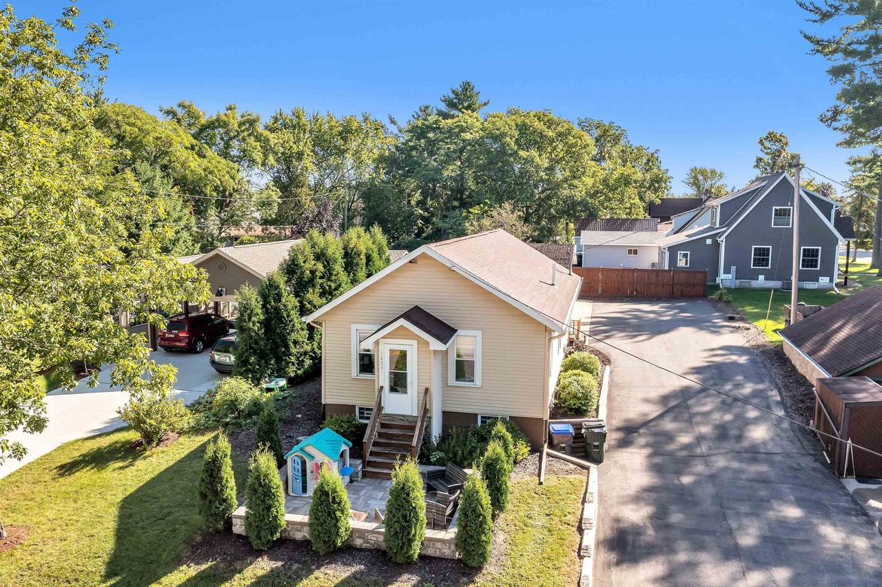 1420 Division Street - Photo 1