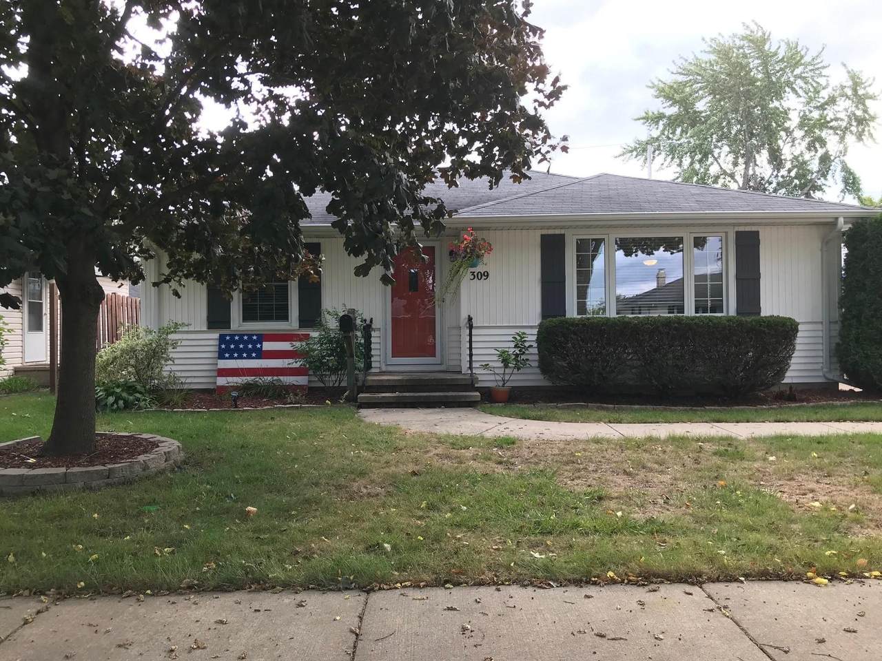309 Matthew Street - Photo 1