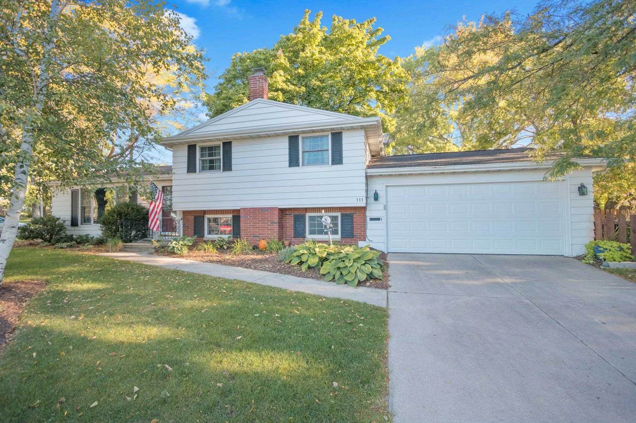 111 Woodview Lane - Photo 1