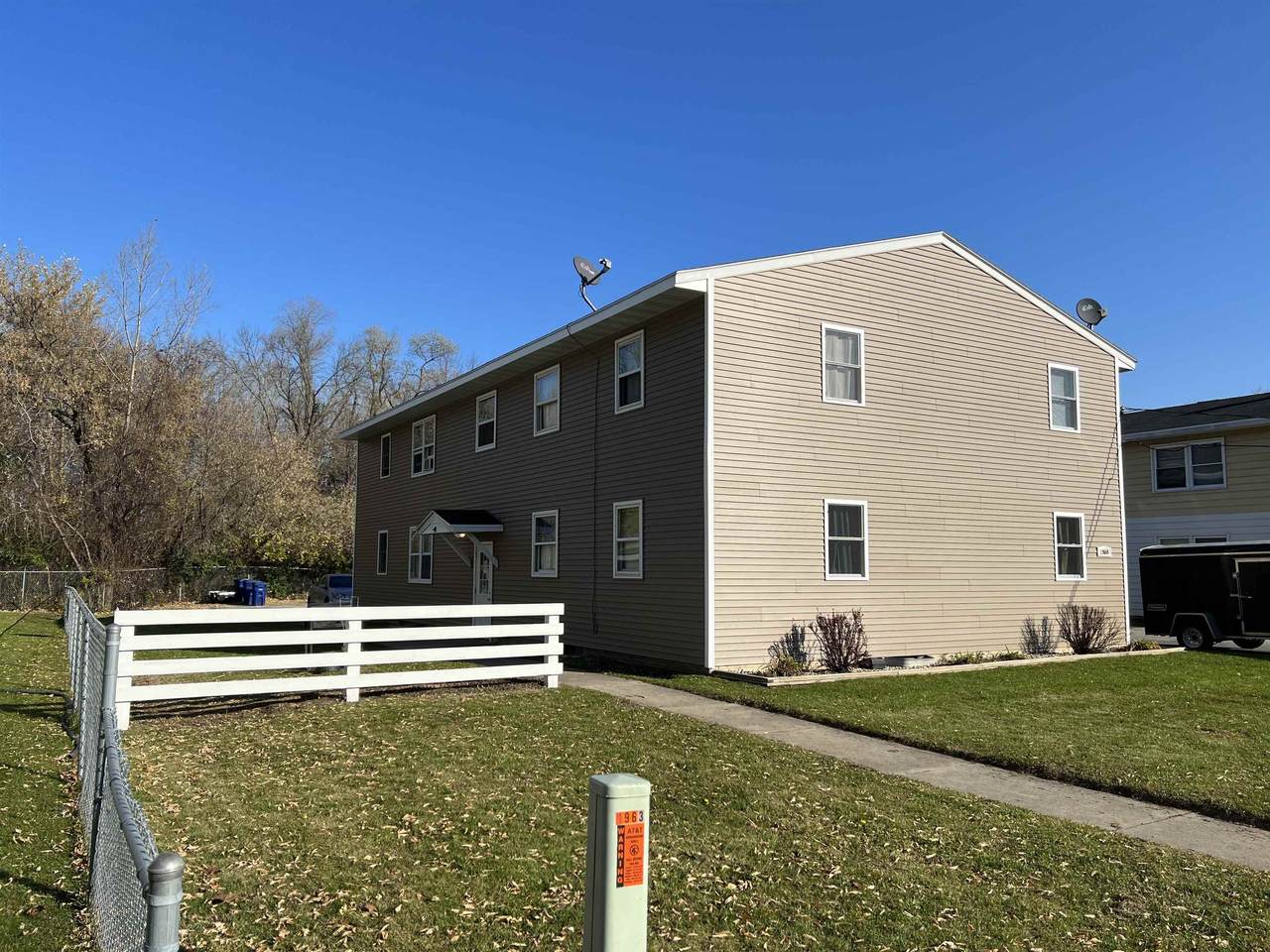 1969 Eastman Avenue - Photo 1