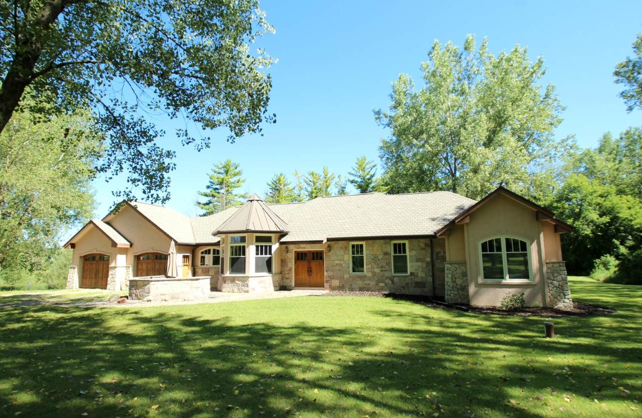 905 Clason Street - Photo 1
