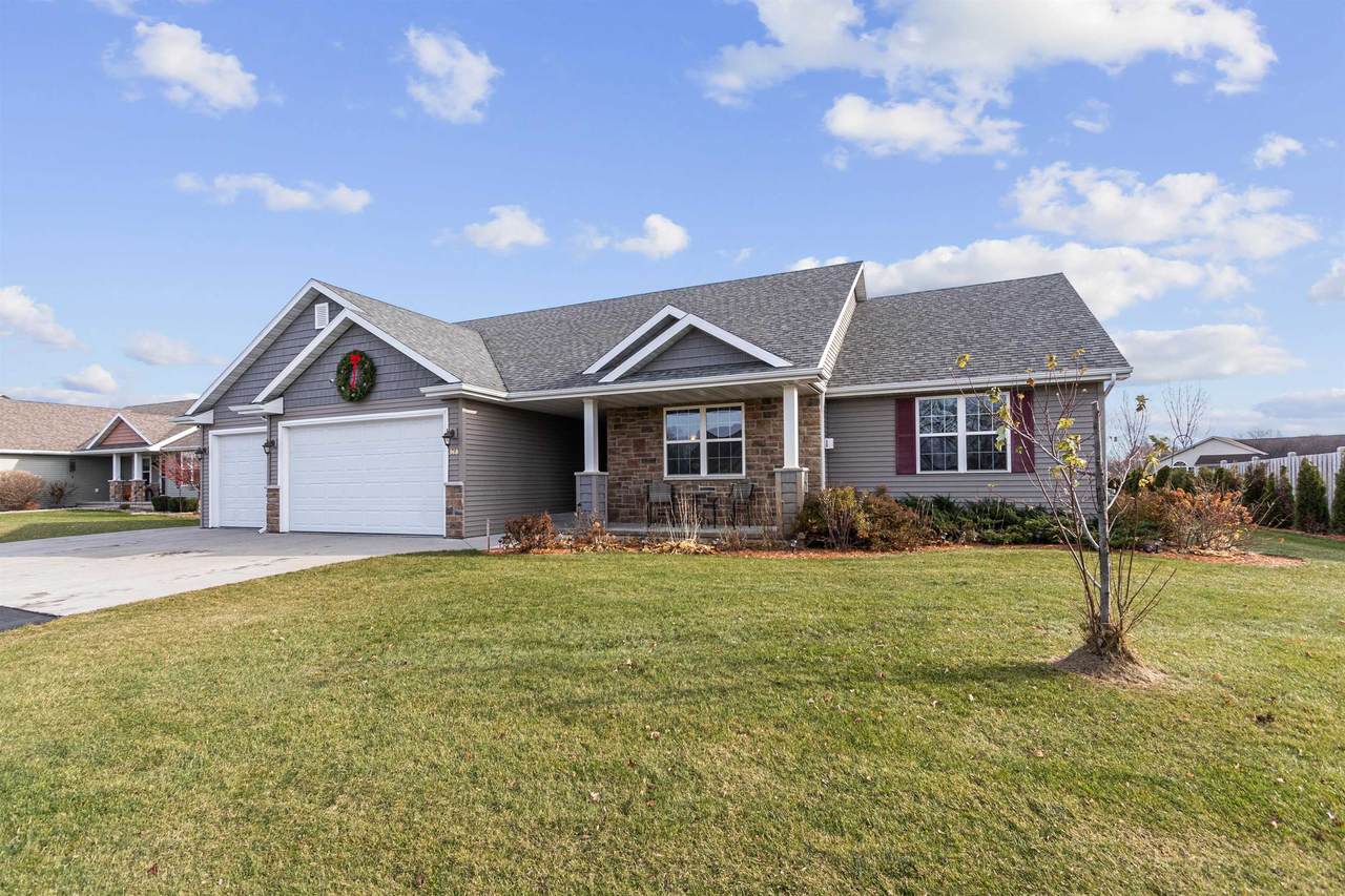 968 Sundial Lane - Photo 1