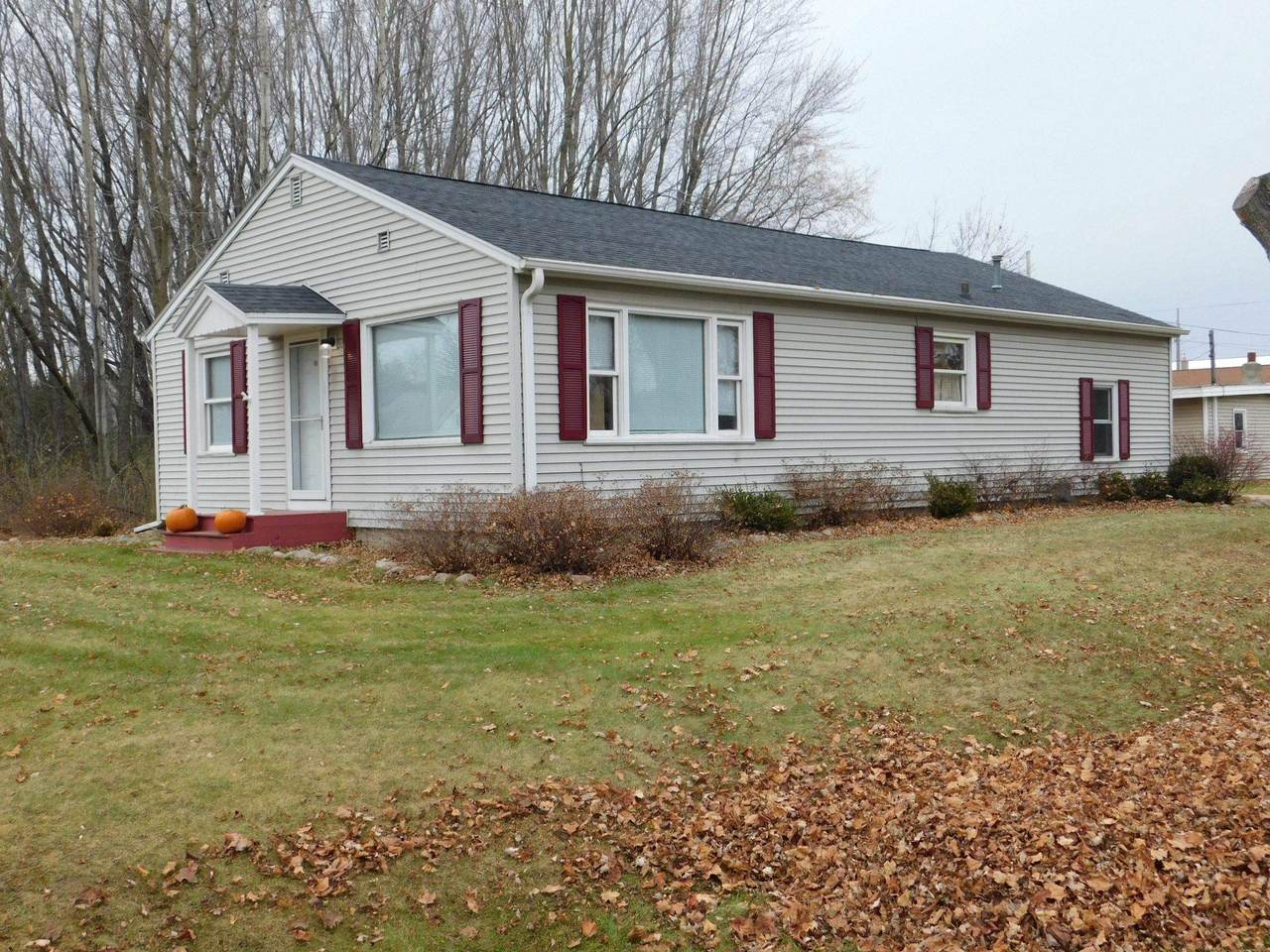 N5305 Poplar Road - Photo 1