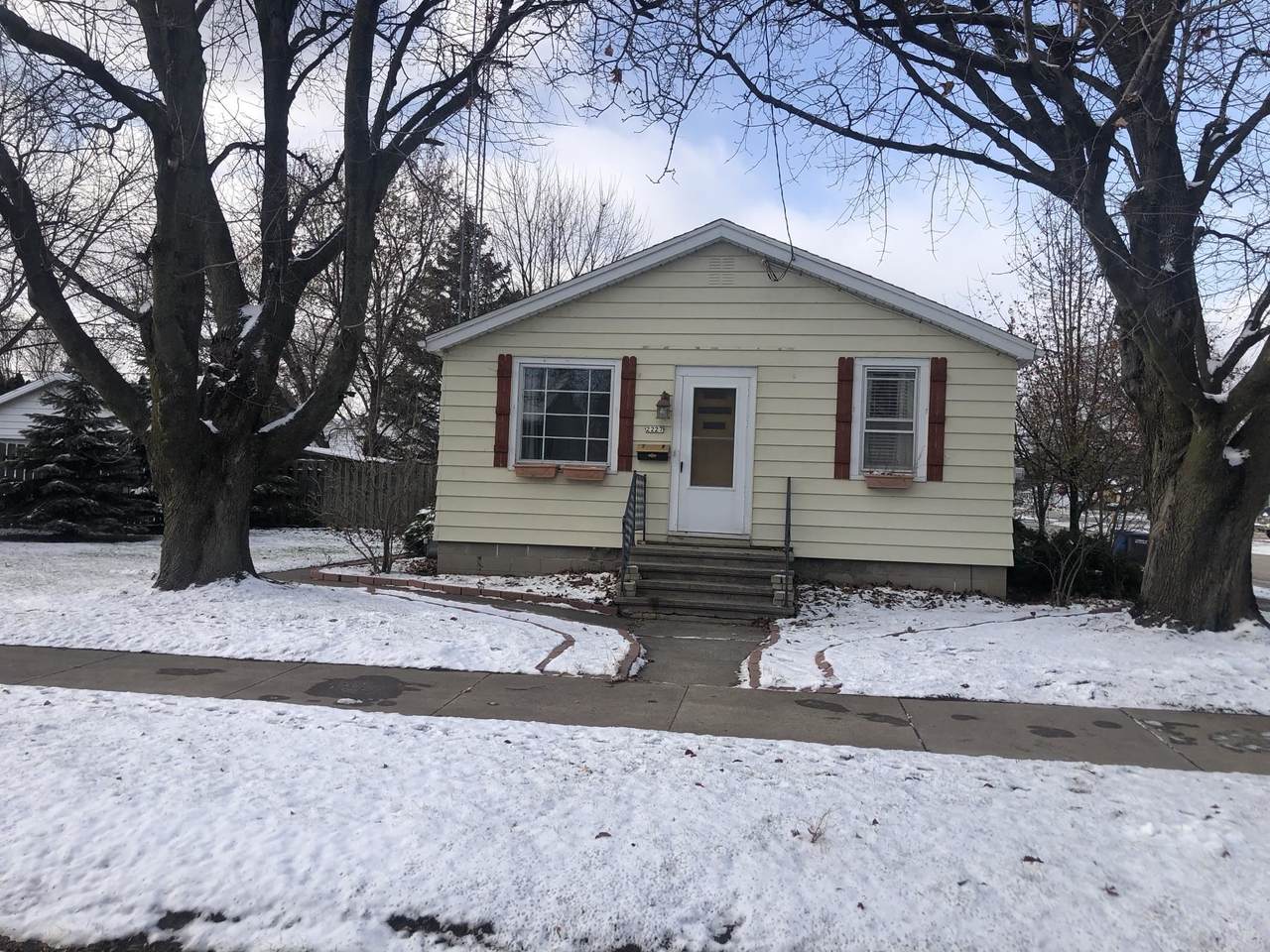 2227 Jefferson Street - Photo 1
