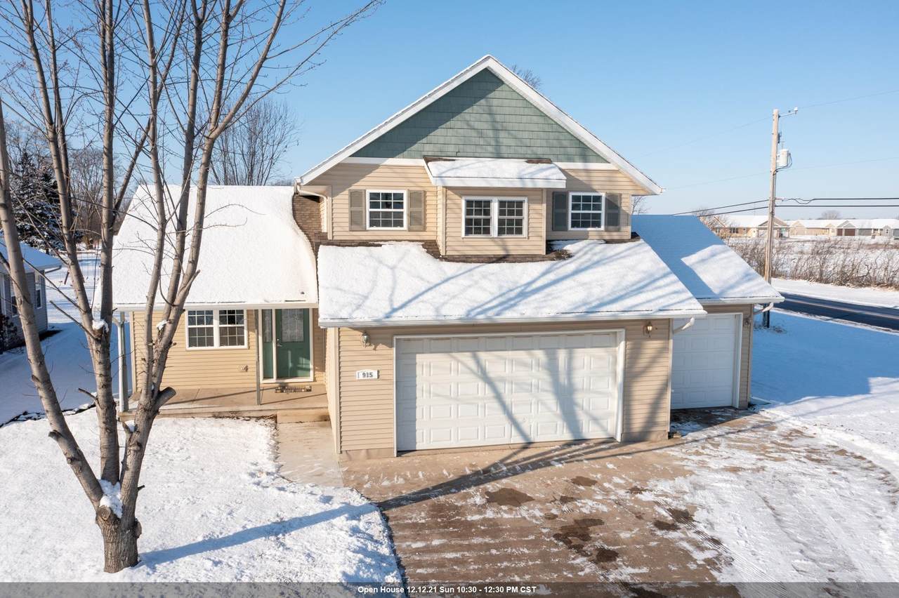 915 Linden Oaks Drive - Photo 1