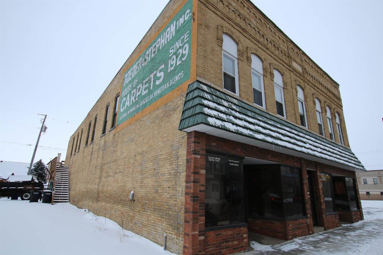 910 Oregon Street - Photo 1