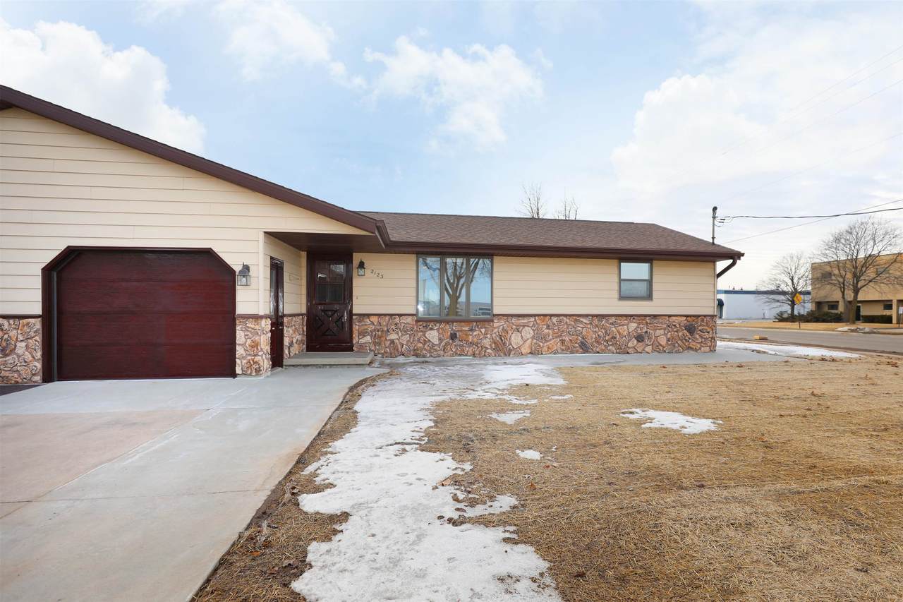 2123 Taylor Street - Photo 1