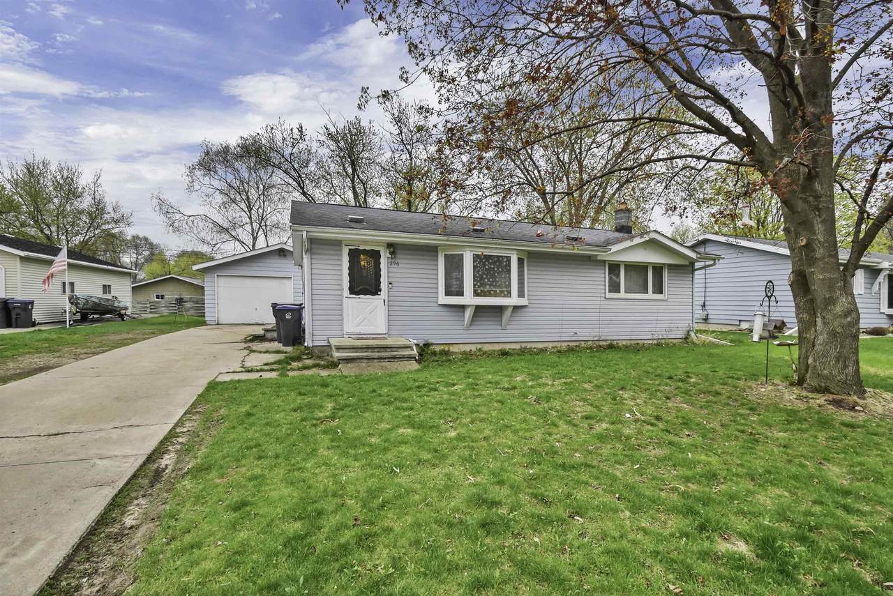 296 Washington Street - Photo 1