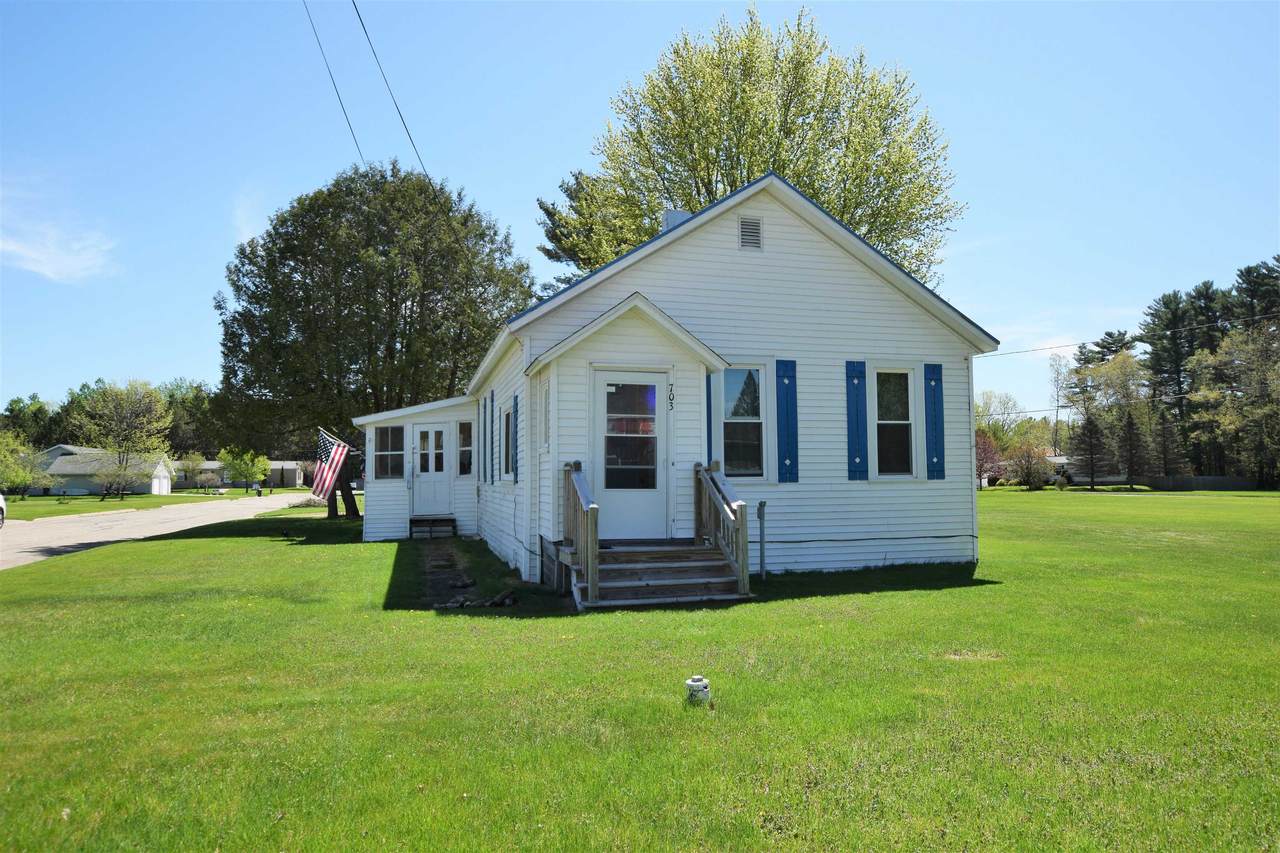 703 Clark Avenue - Photo 1
