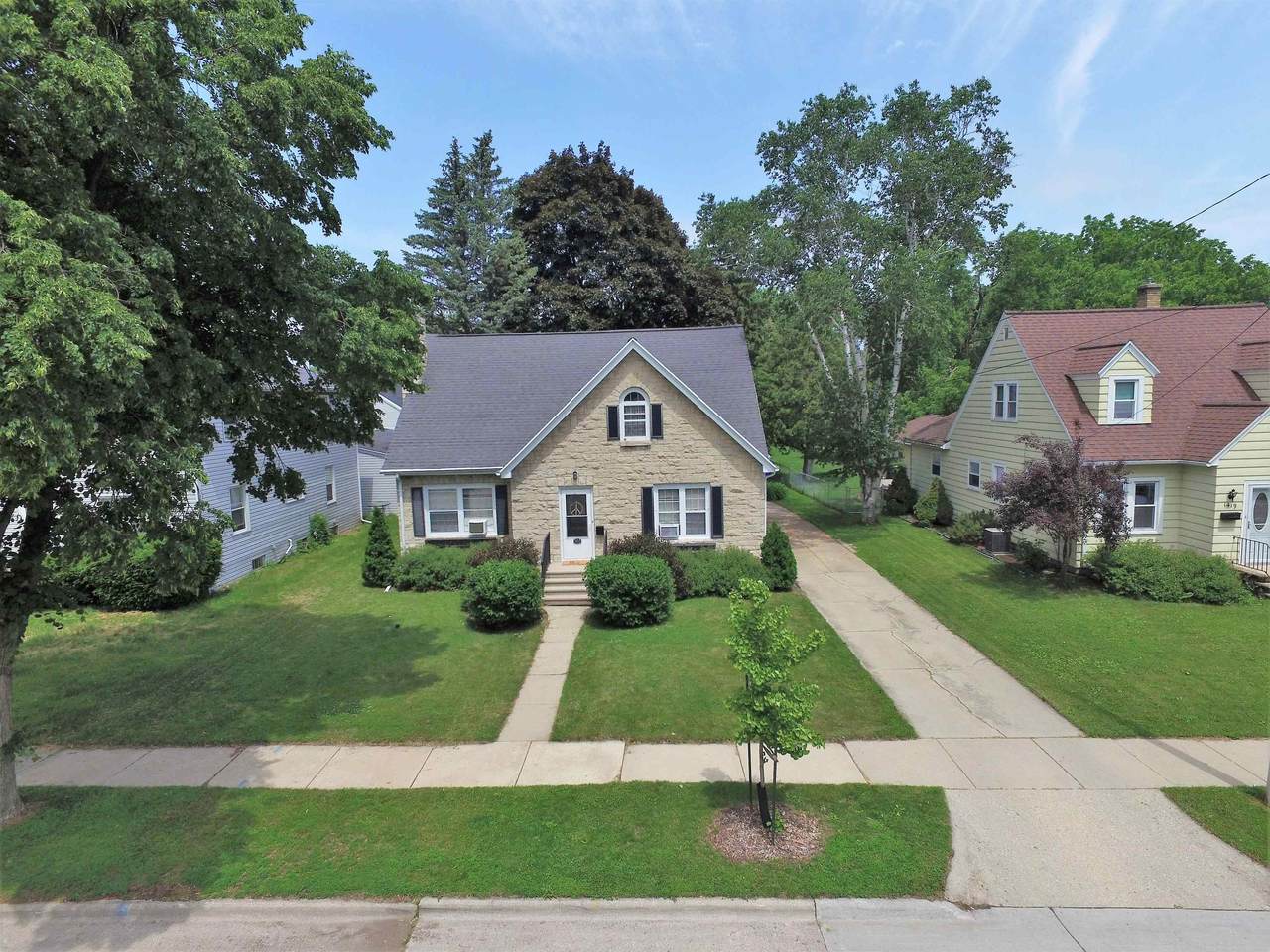1415 Eliza Street - Photo 1