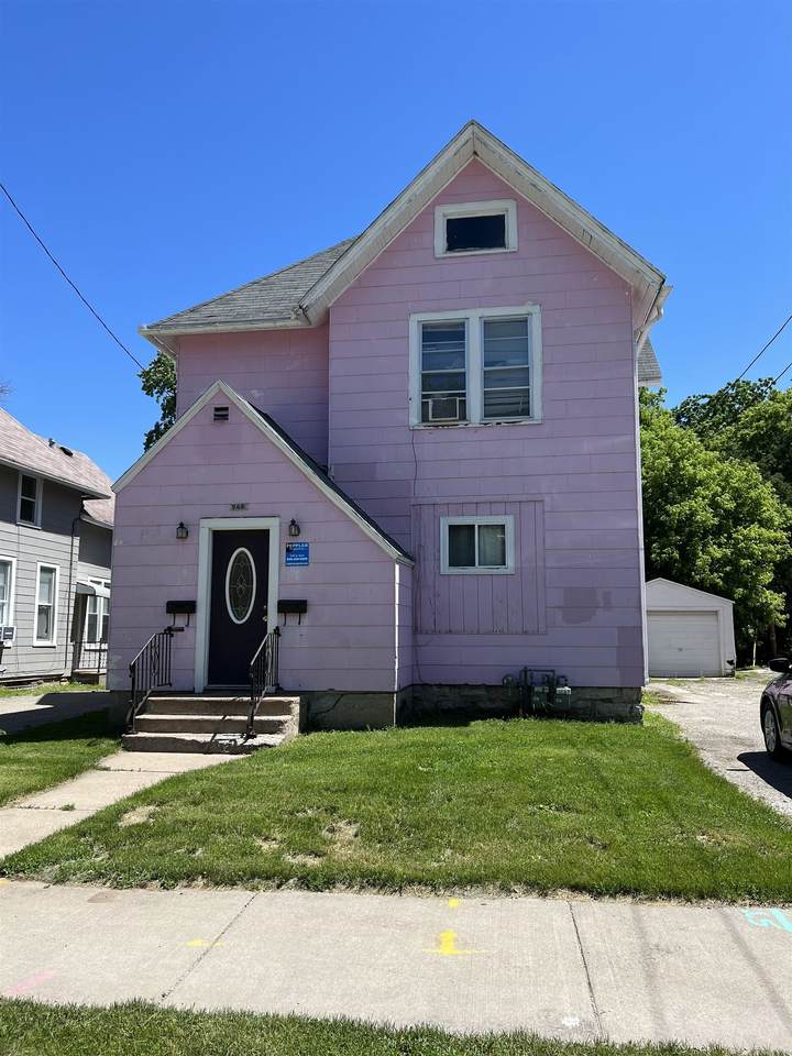 952 Elmwood Avenue - Photo 1