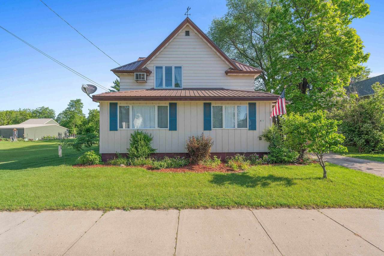 511 5TH Street - Photo 1
