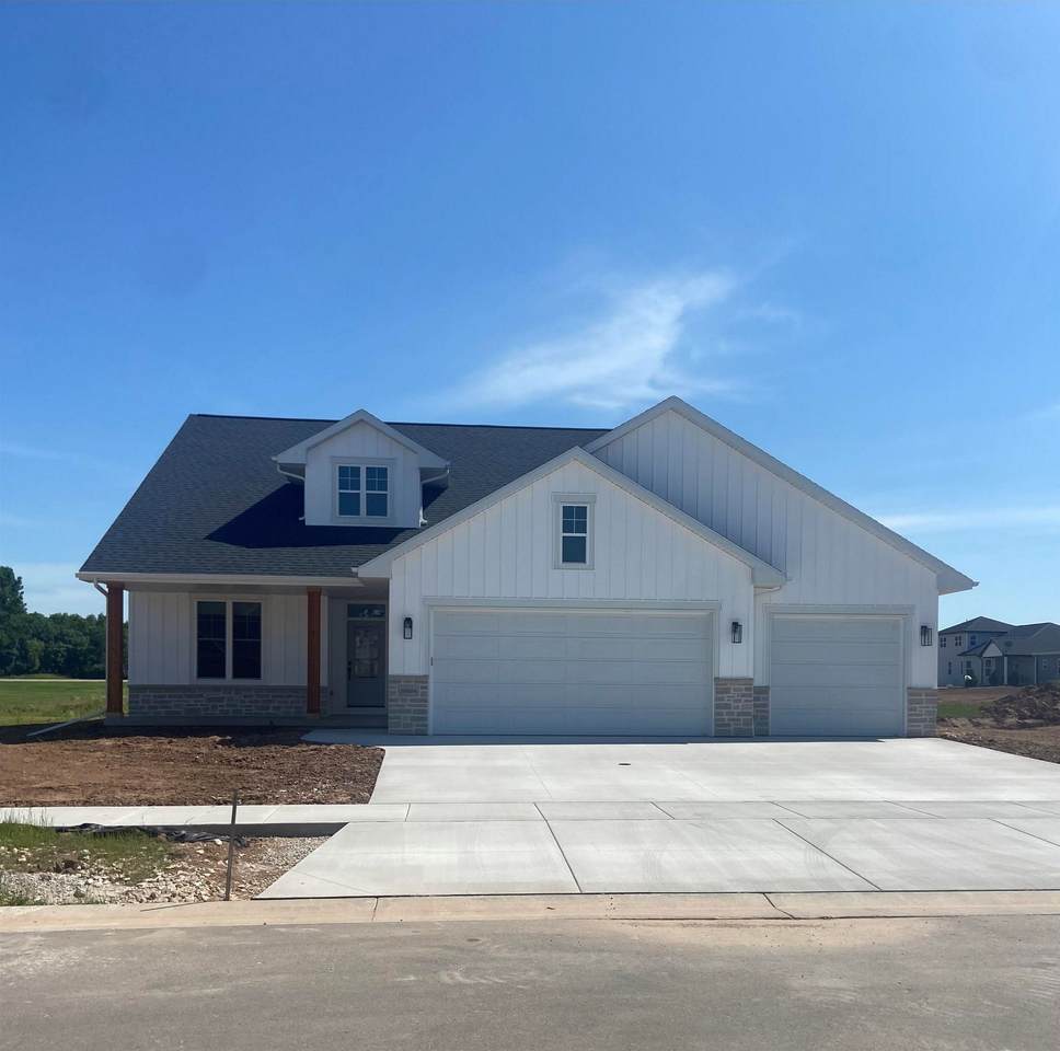 N9334 Dusty Drive - Photo 1
