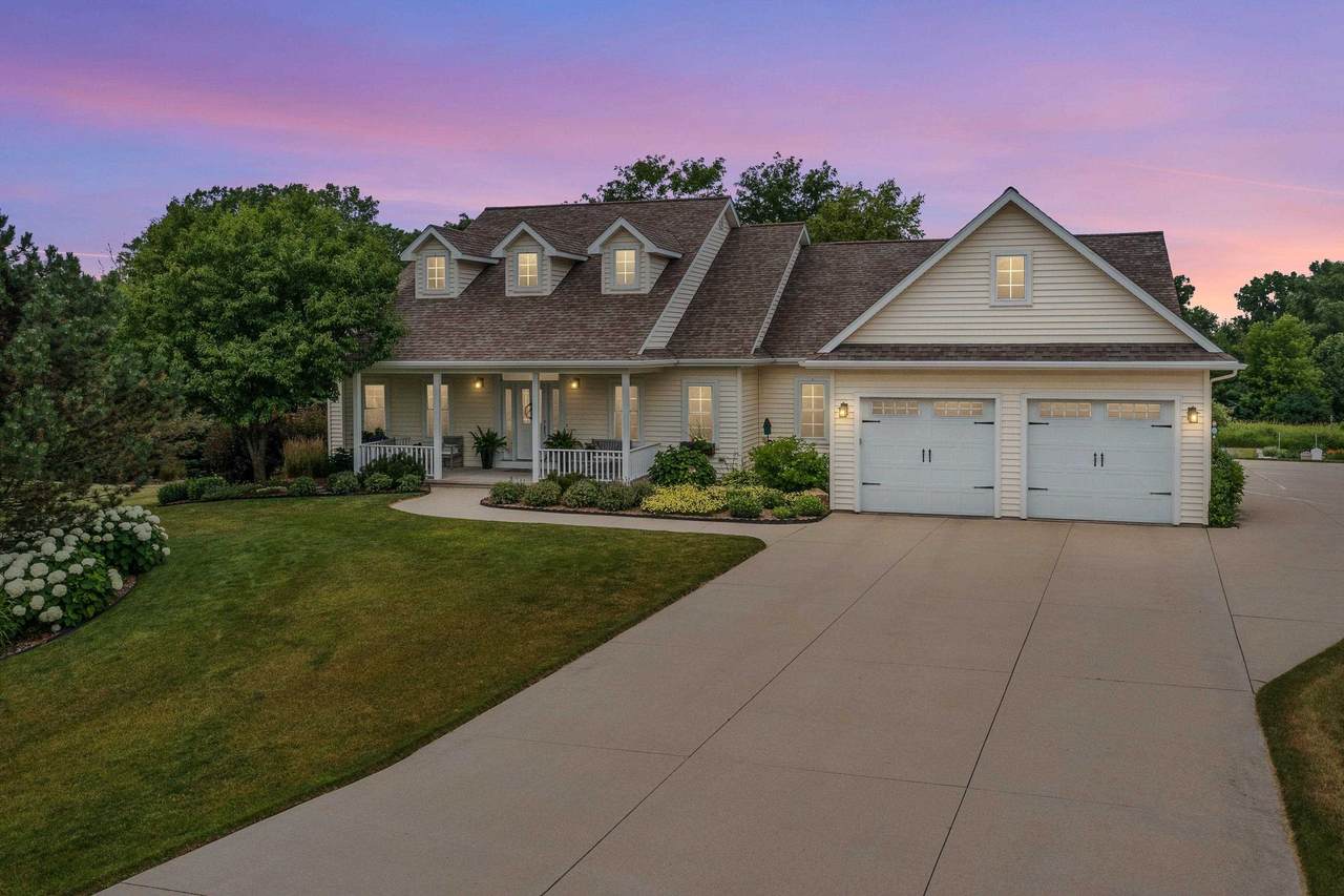 W4383 Whitetail Court - Photo 1