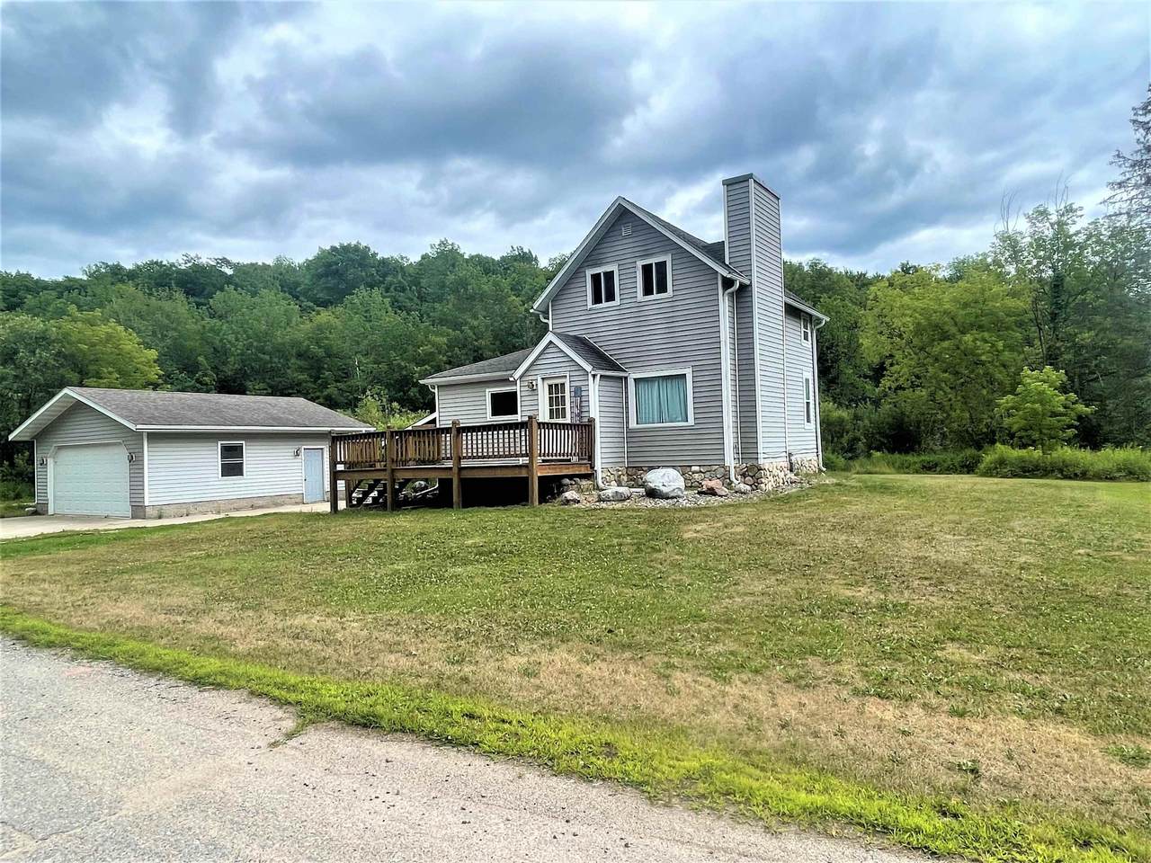 4517 Smith Street - Photo 1