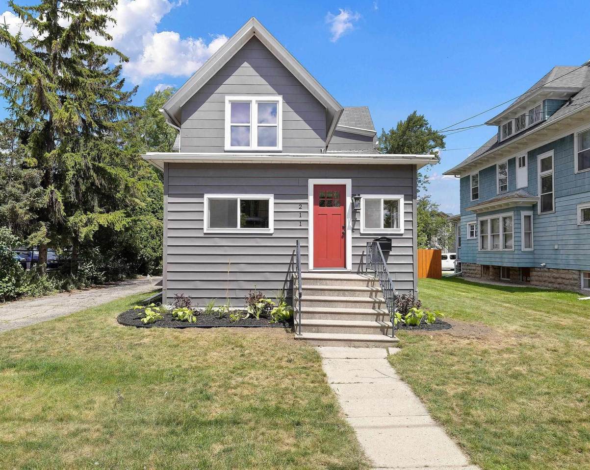 211 Sherry Street - Photo 1