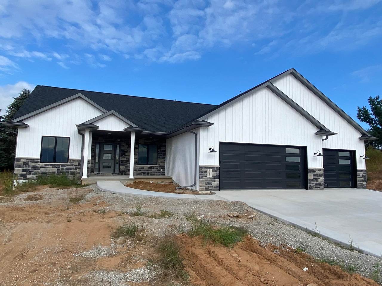 2567 Chambers Crossing - Photo 1