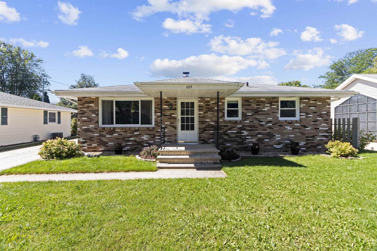 225 Midpark Drive - Photo 1