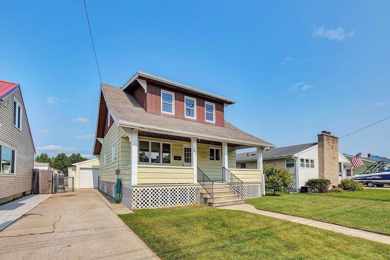 2010 29TH Street - Photo 1