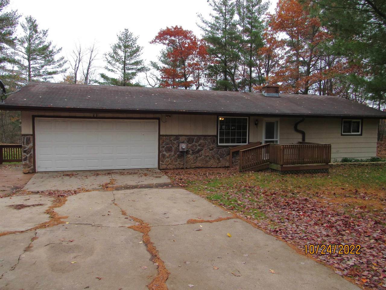 N5934 45TH CIRCLE Drive - Photo 1