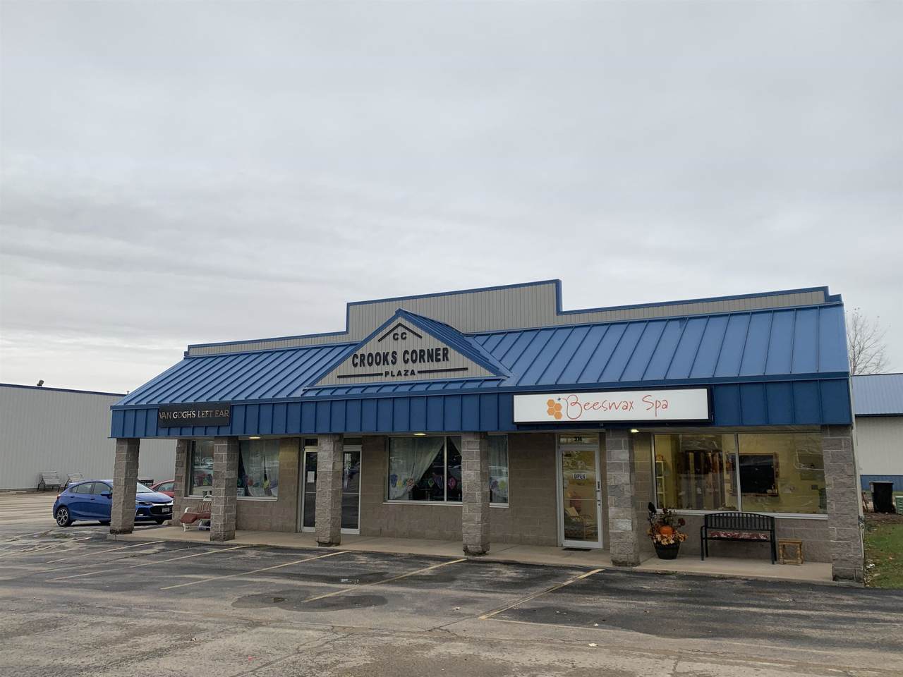 370 Ann Street - Photo 1