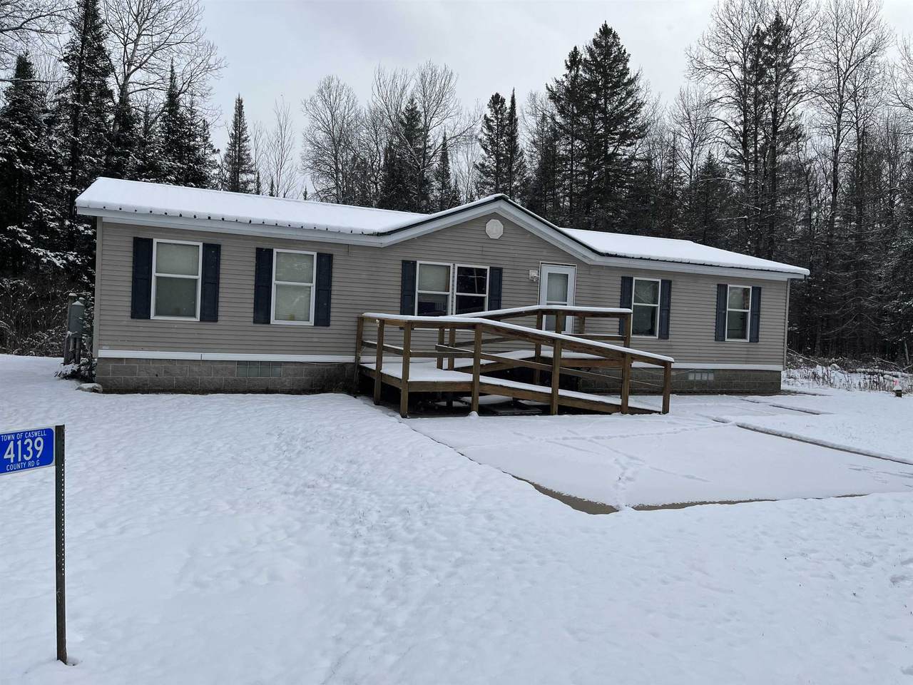 4139 County Hwy G - Photo 1