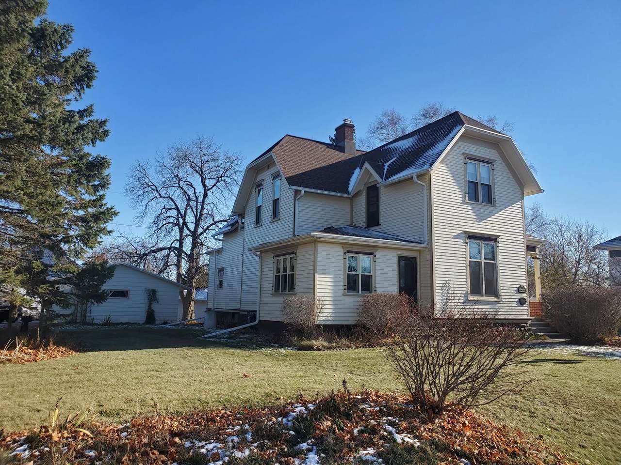 908 Milwaukee Street - Photo 1