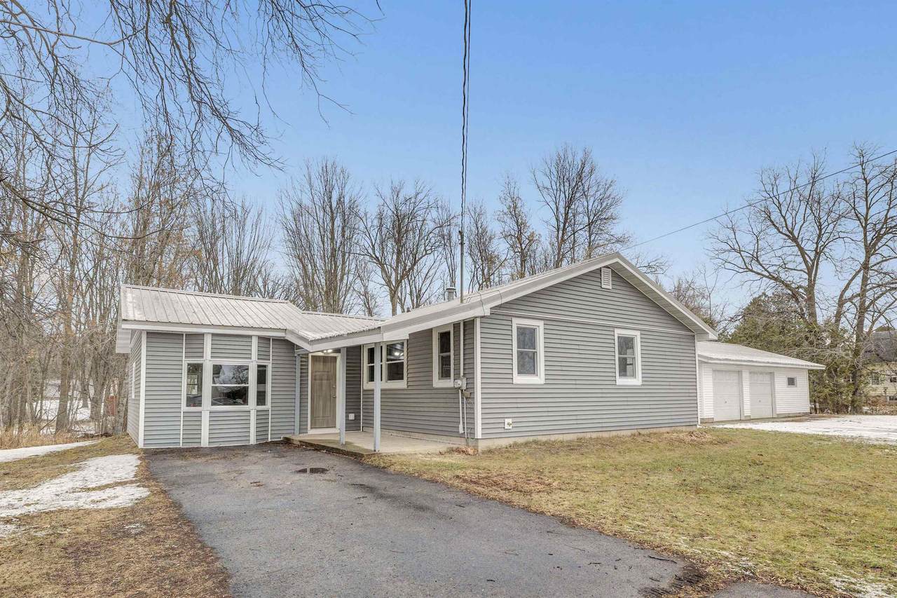 147 Pine Street - Photo 1