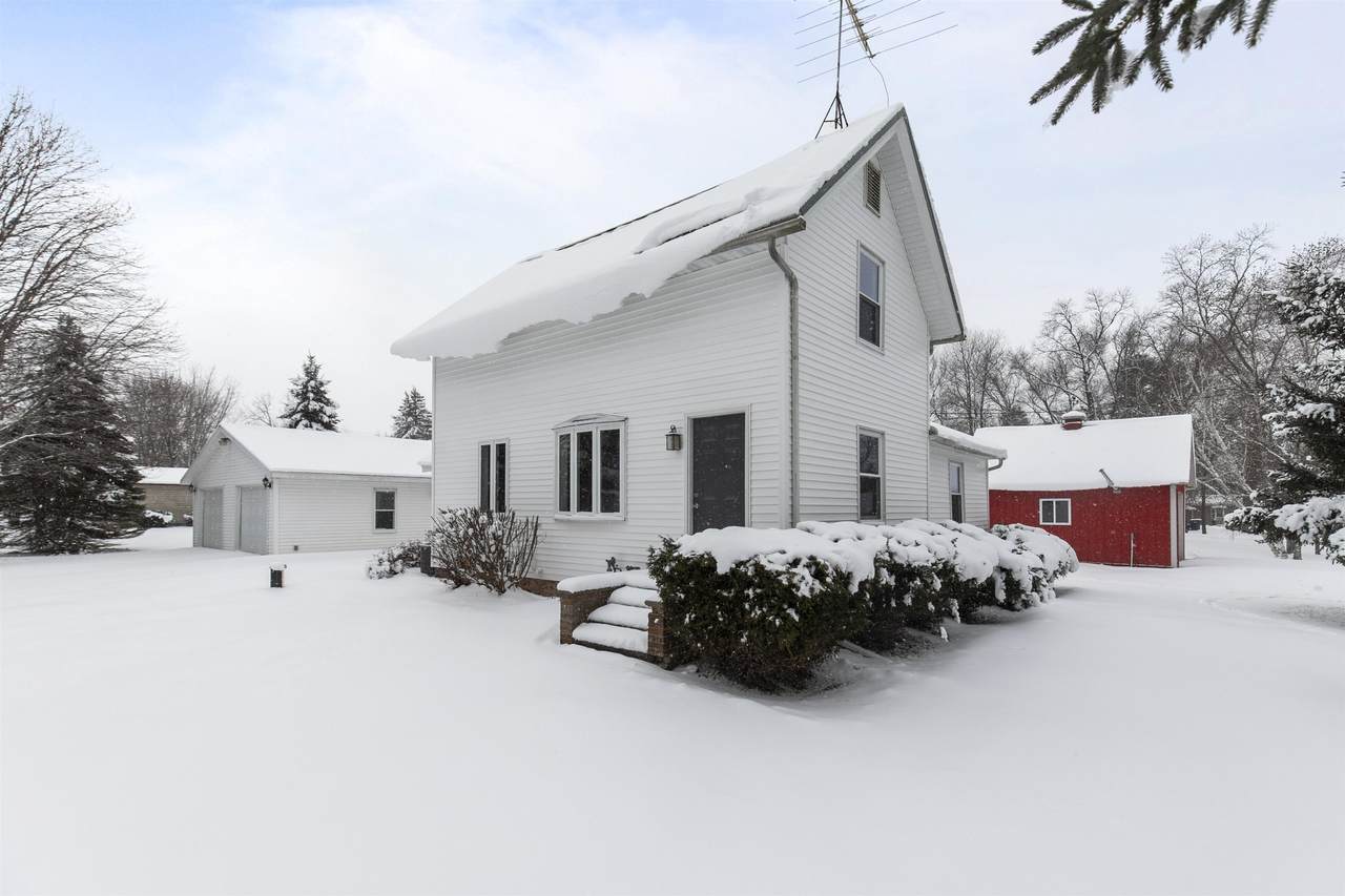 809 River Street - Photo 1