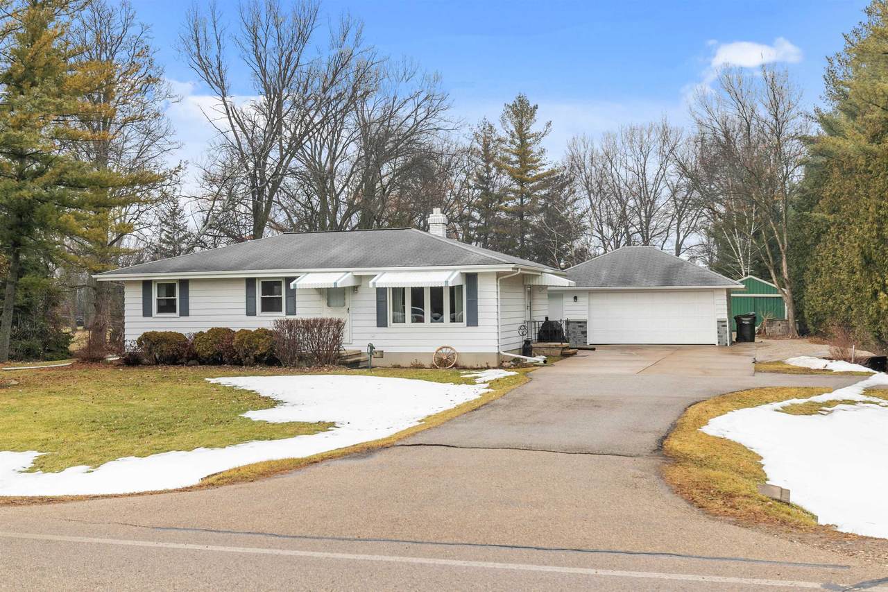 2570 Fairview Road - Photo 1