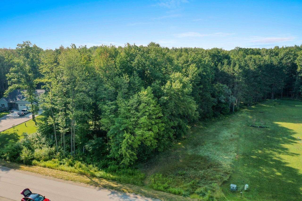 Shady Lawn Circle 36, Little Suamico, WI 54141 (50278750) Dallaire