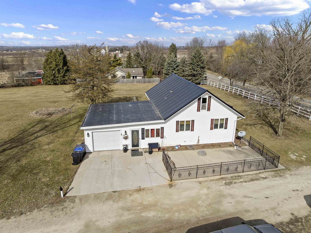 3161 State Road 116 - Photo 1