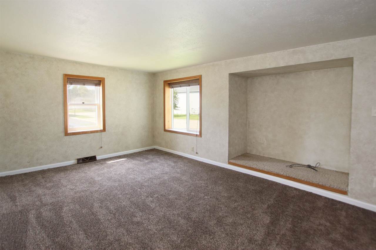 166 Sibley Street - Photo 1