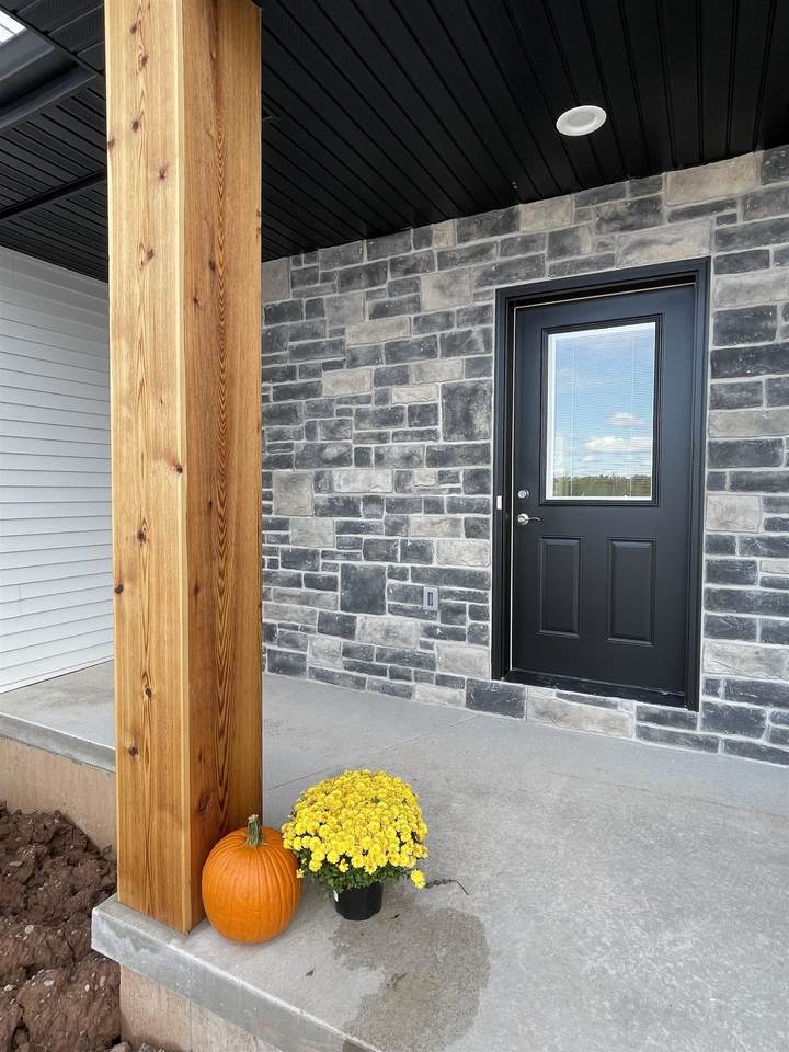 2601 St Thomas Lane - Photo 1
