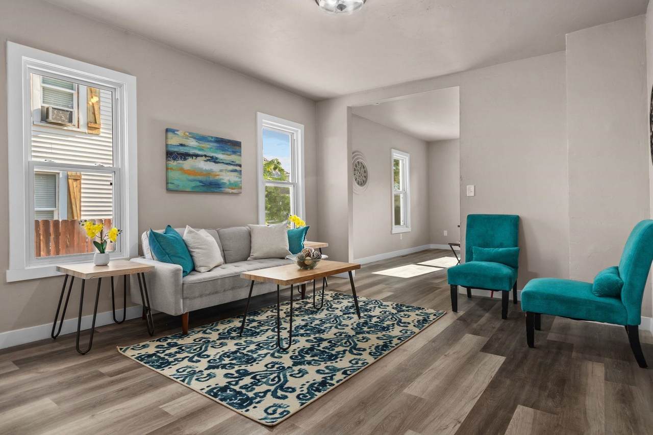 569 Boyd Street - Photo 1