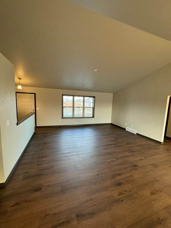 4653 Richard Lane - Photo 1