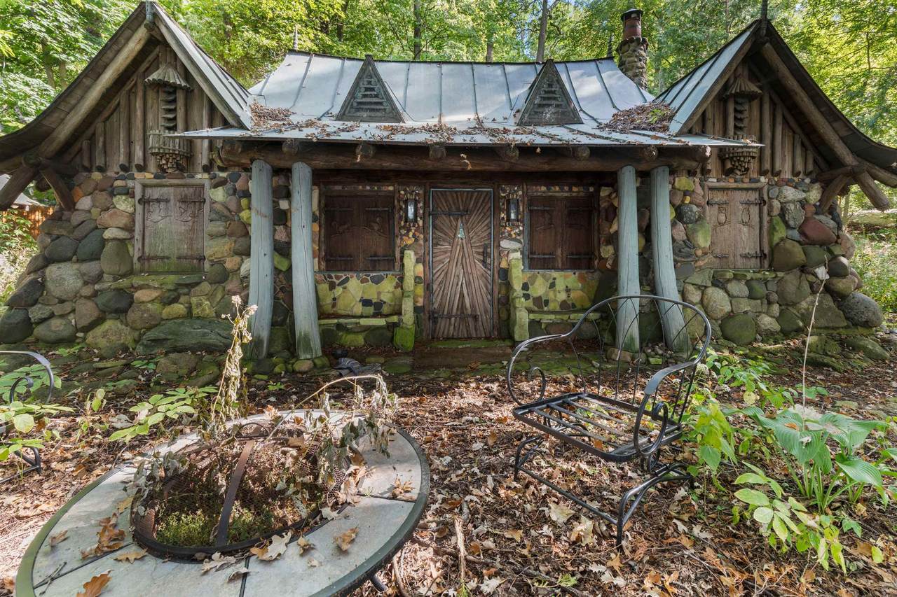 5215 Edgewater Beach Road - Photo 1