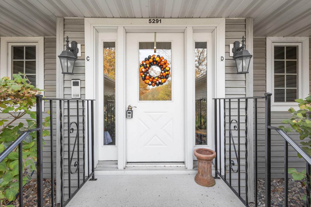 5291 Sunset Bluff Drive - Photo 1